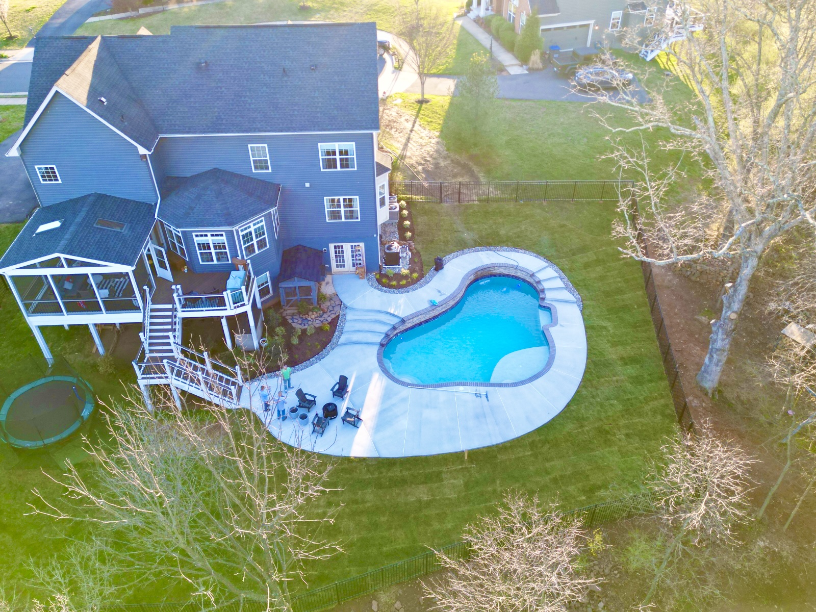 New custom gunite pool