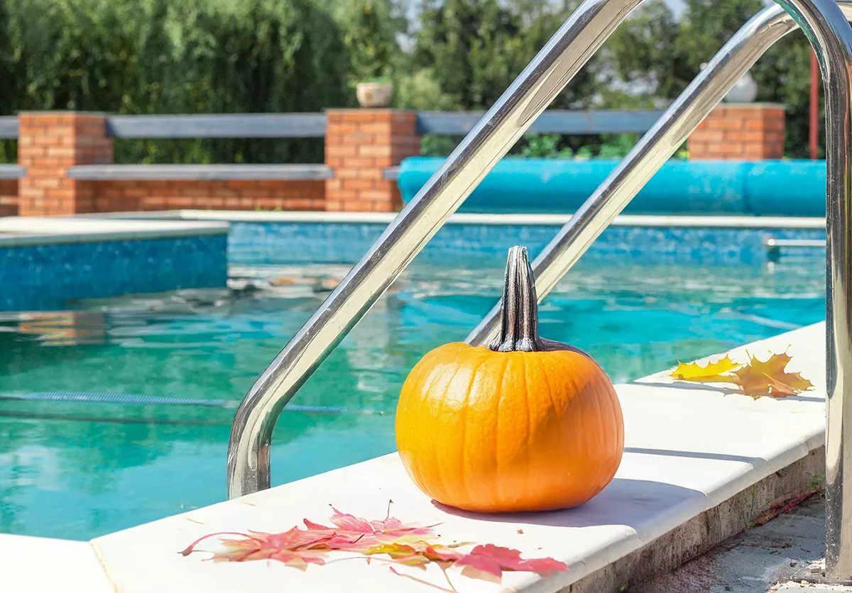 Fall Pool Décor